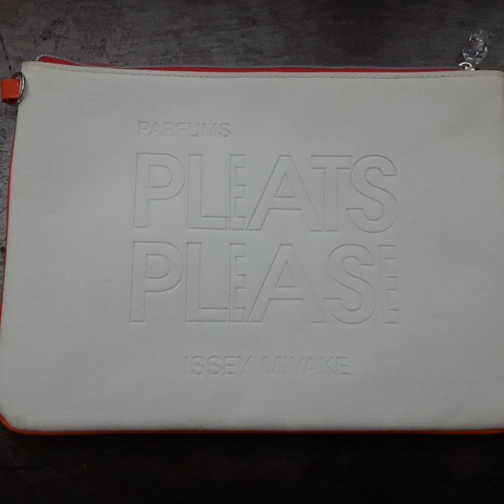 Issey Miyake Pleats Please Cosmetic Case w/charm